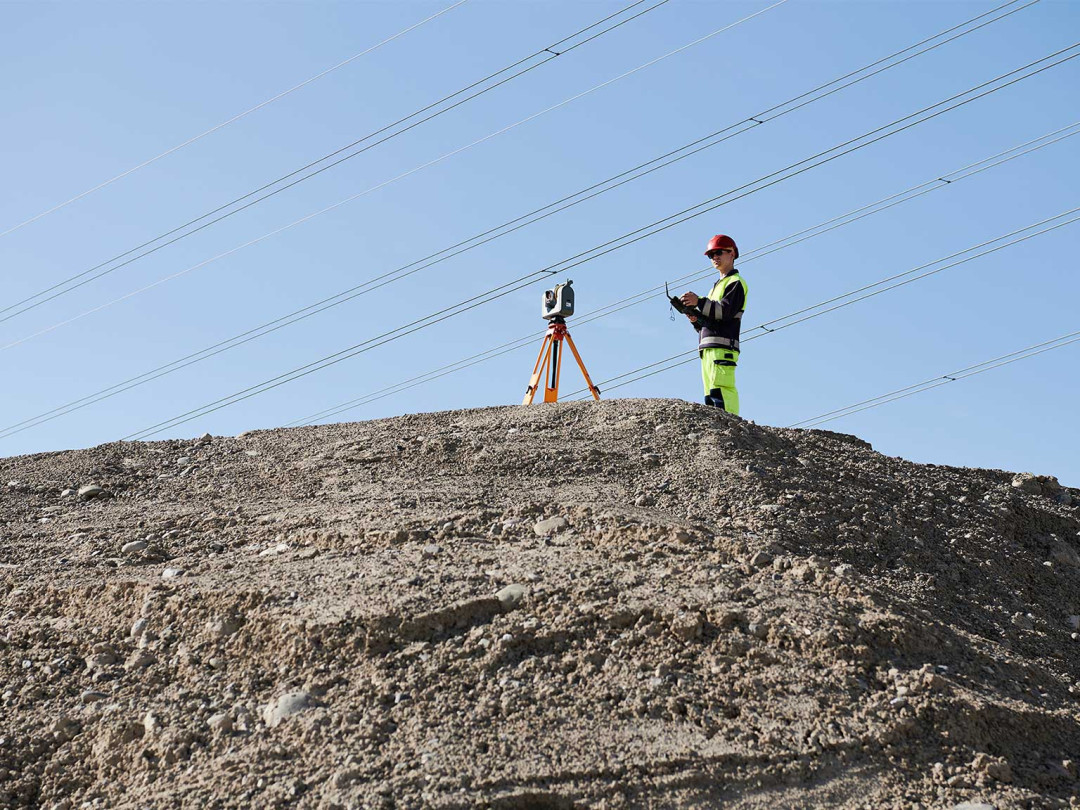 Vermessung. Aushub. ING PLUS